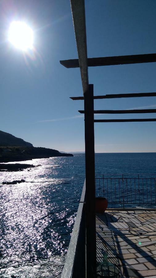 Wheelhouse Trachila Mani Villa Trakhila Bagian luar foto