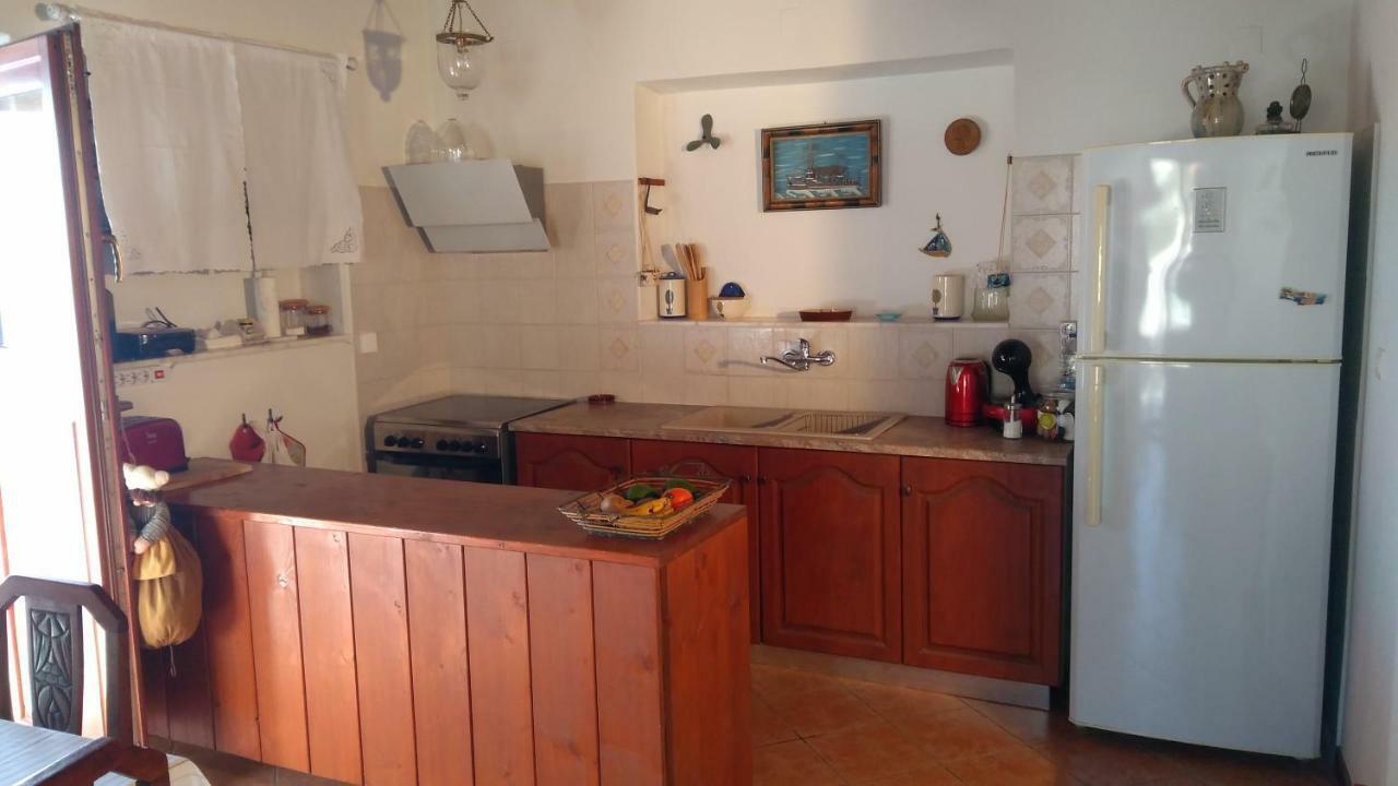 Wheelhouse Trachila Mani Villa Trakhila Bagian luar foto