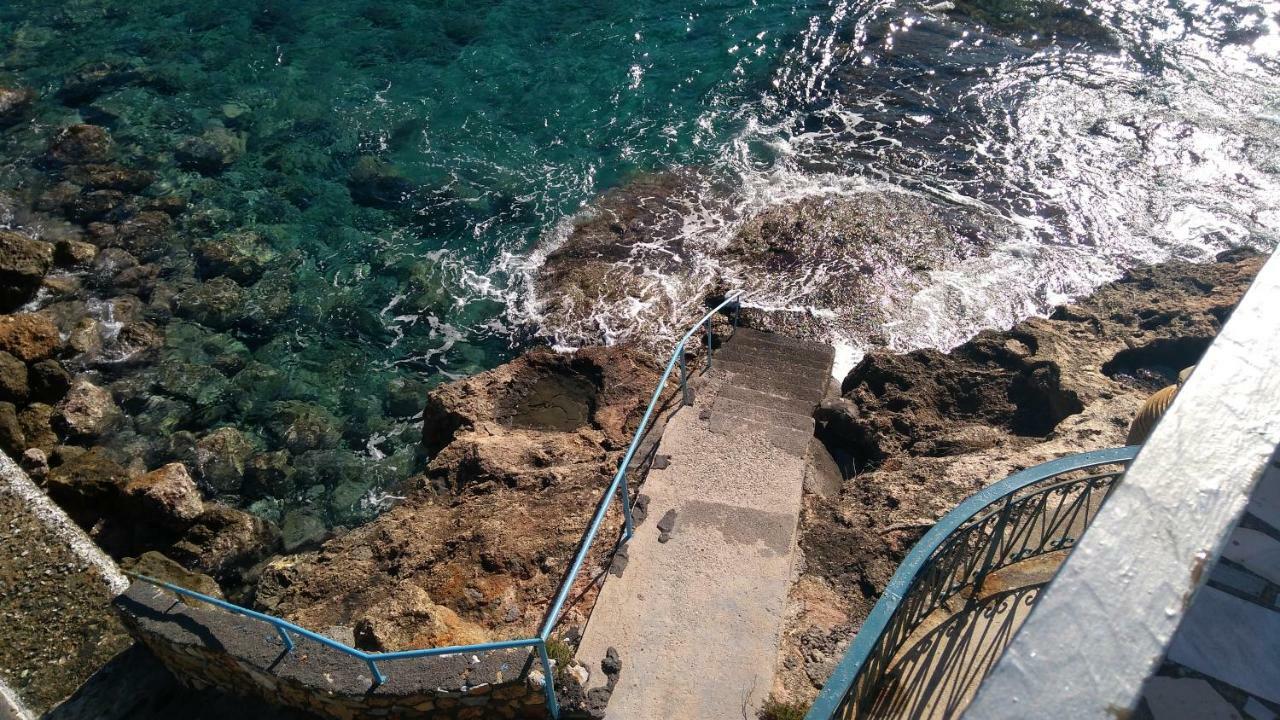 Wheelhouse Trachila Mani Villa Trakhila Bagian luar foto