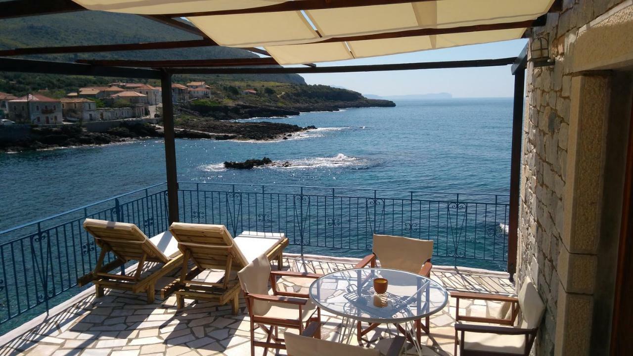 Wheelhouse Trachila Mani Villa Trakhila Bagian luar foto