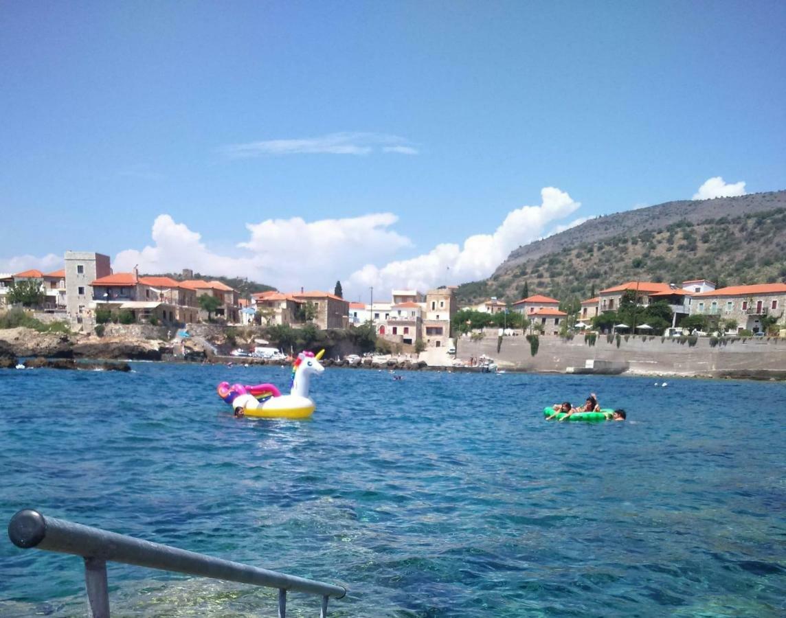 Wheelhouse Trachila Mani Villa Trakhila Bagian luar foto