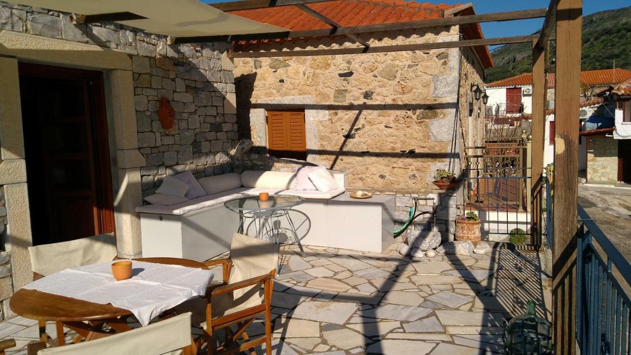Wheelhouse Trachila Mani Villa Trakhila Bagian luar foto