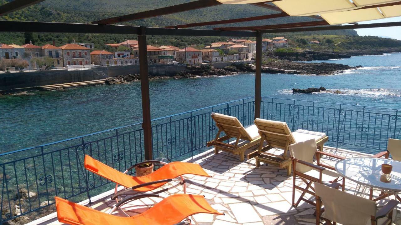 Wheelhouse Trachila Mani Villa Trakhila Bagian luar foto